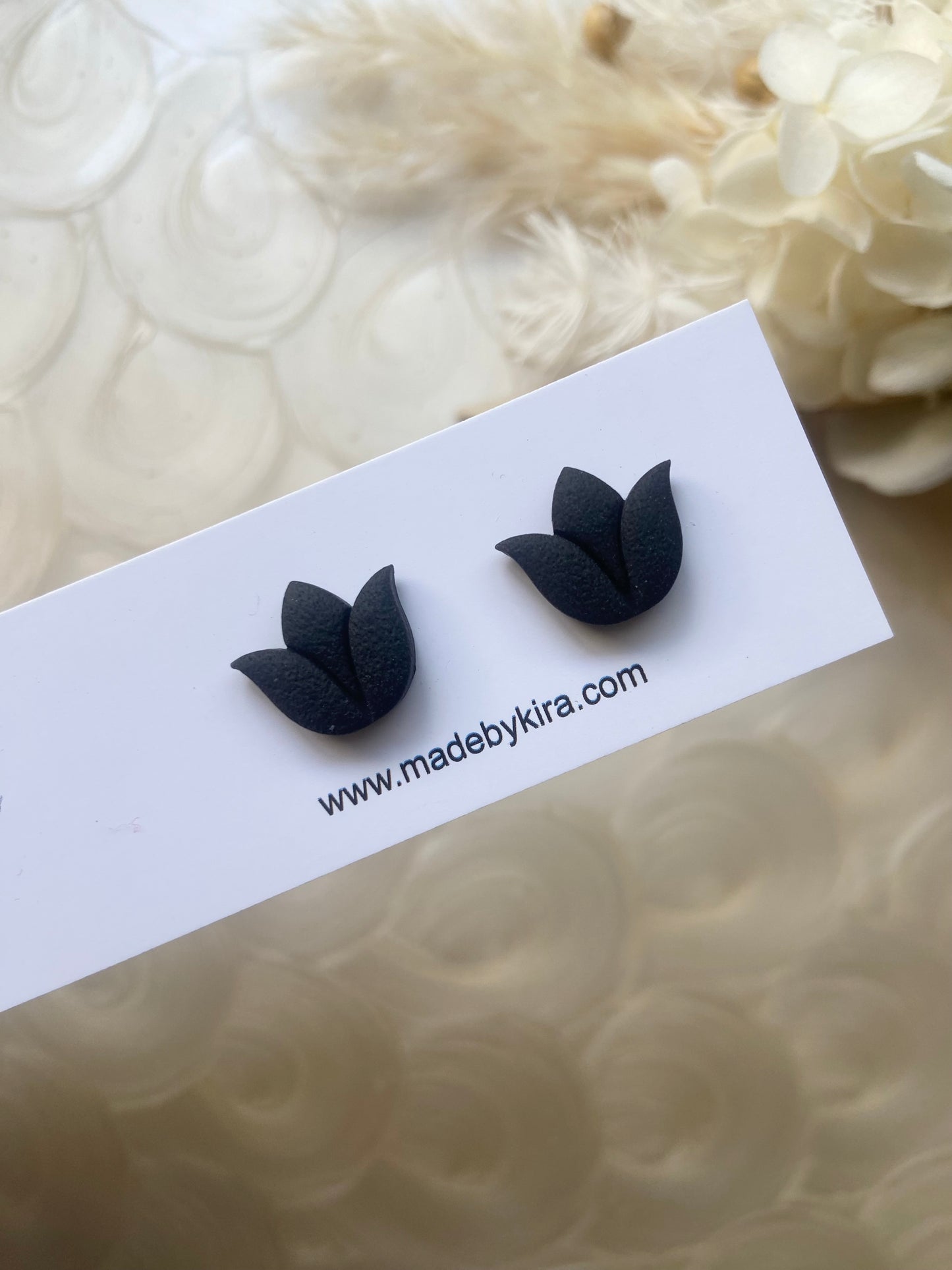 LOTUS STUDS
