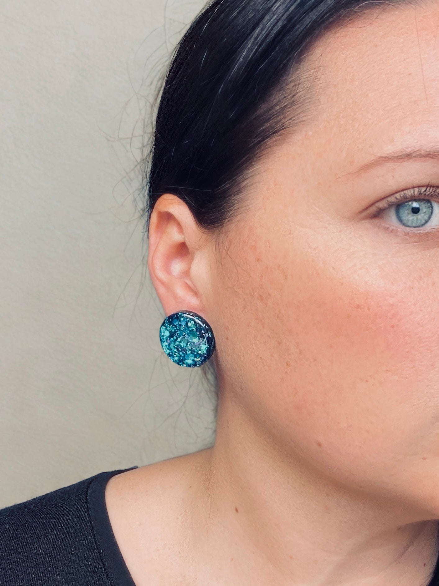 ICE BLUE STUDS