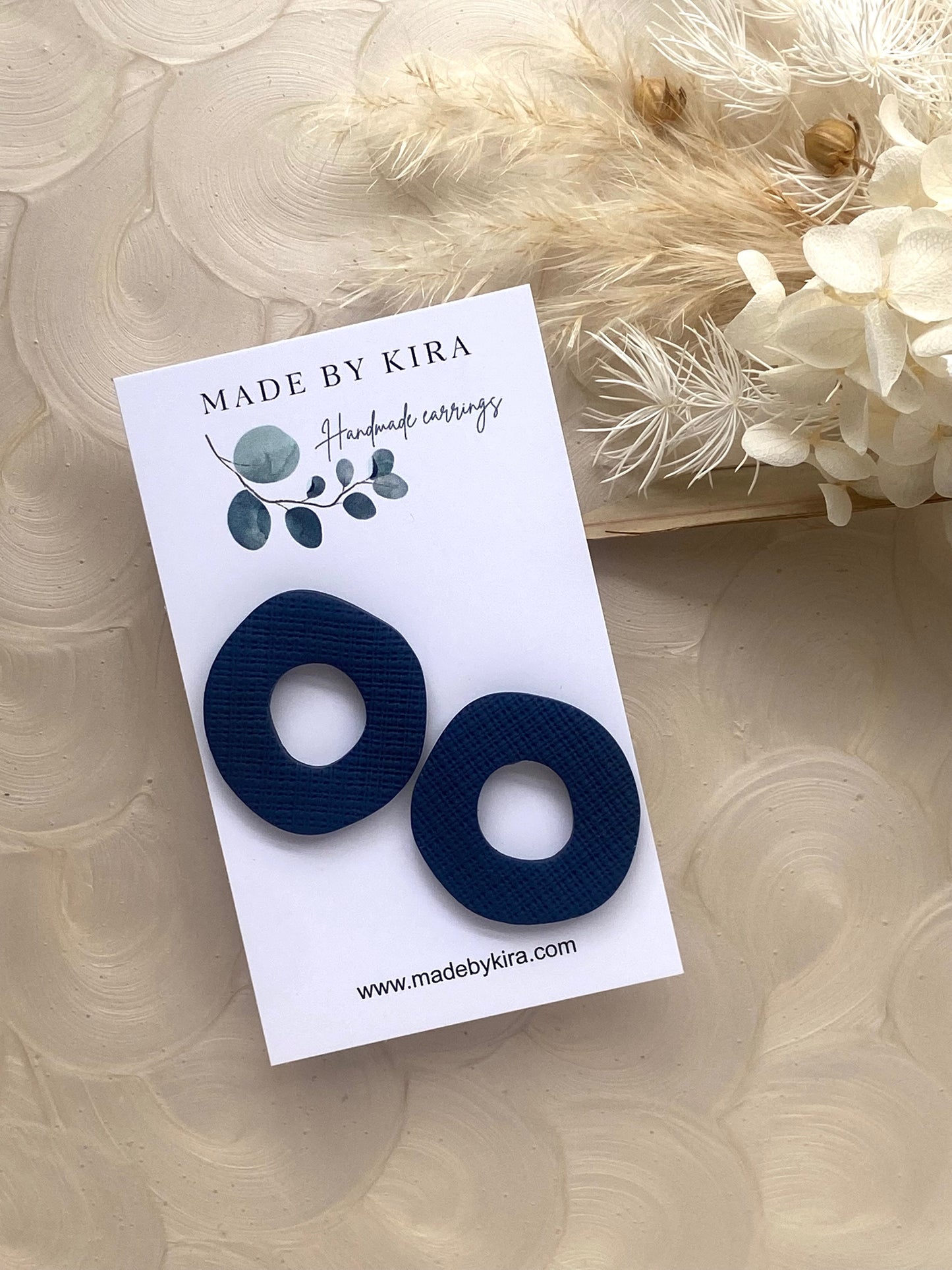 Organic ring studs -navy