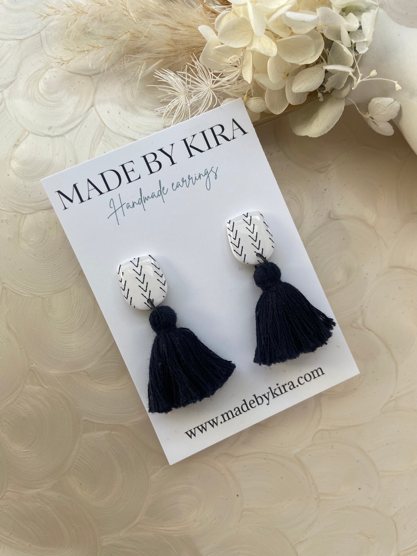 Small tassel dangles- black