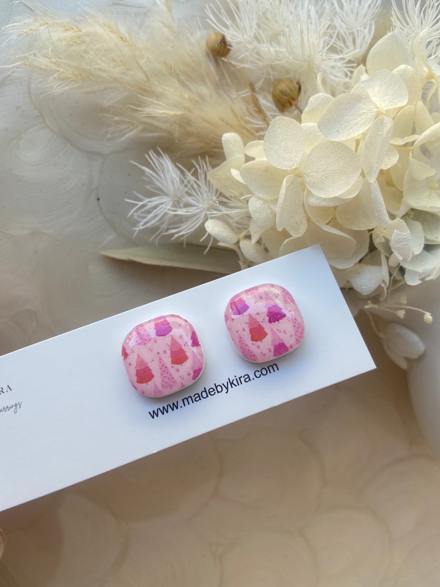 Pink tree square studs