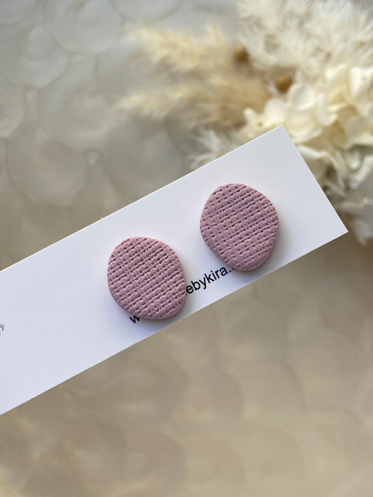 Pebble texture studs- dusky pink