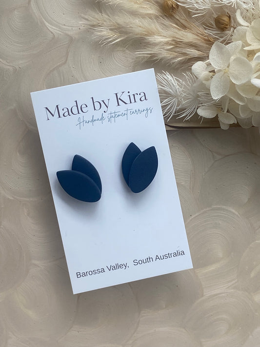 FLEUR STUDS- navy