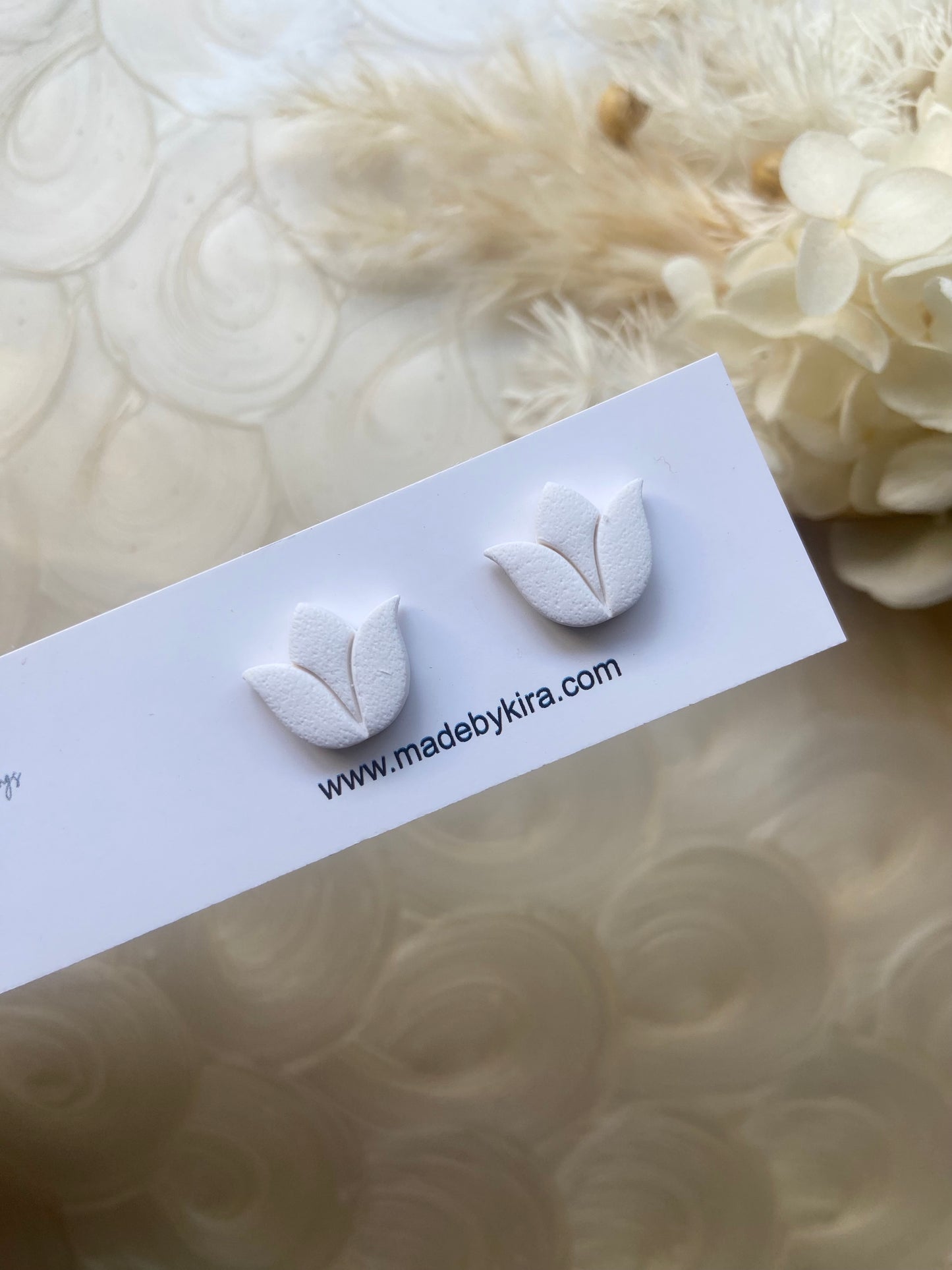 LOTUS STUDS