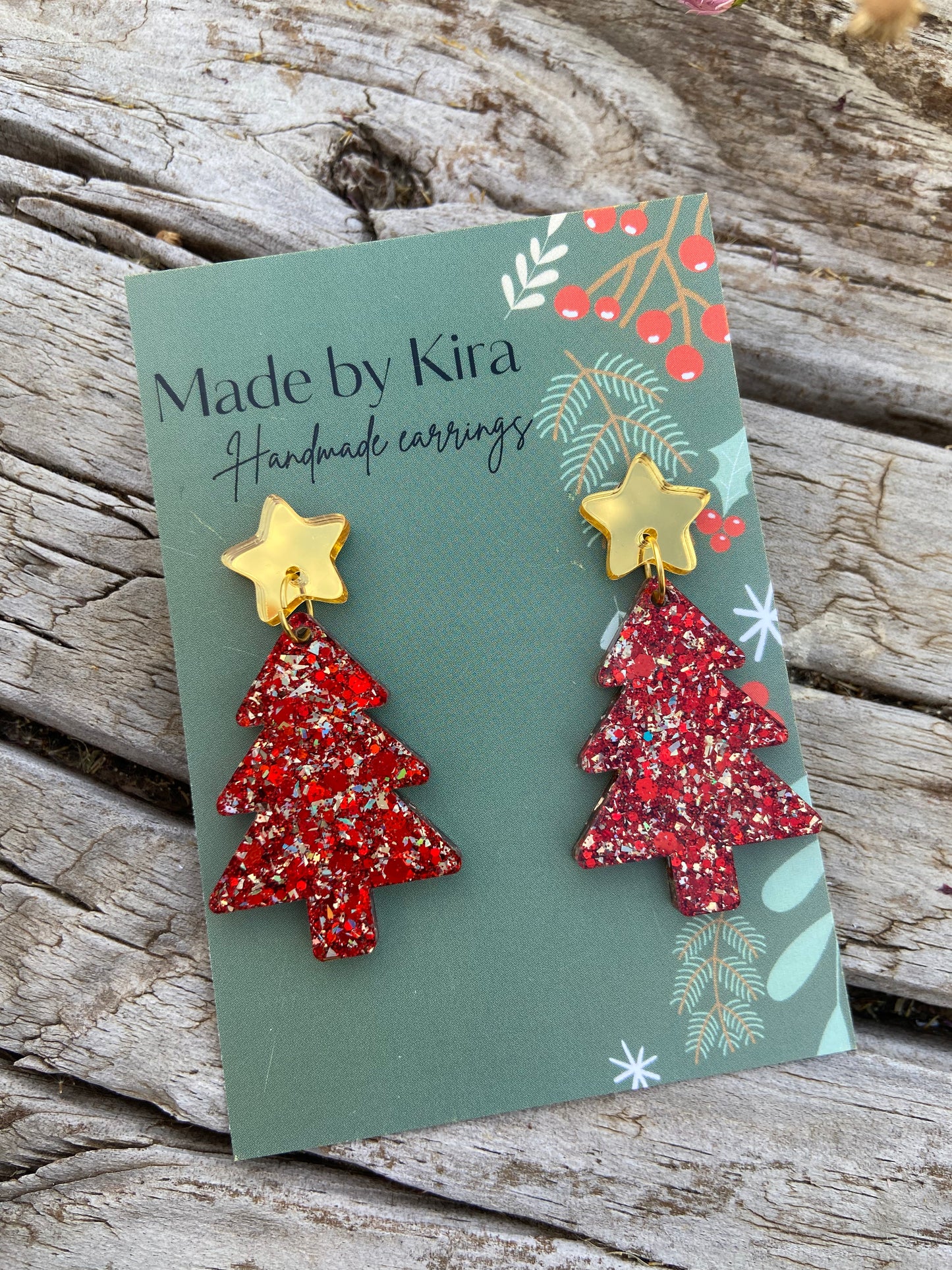 Red and gold tree dangles