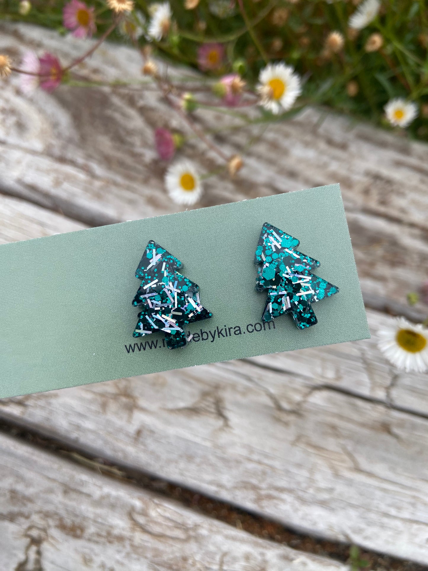 Forest green tree studs