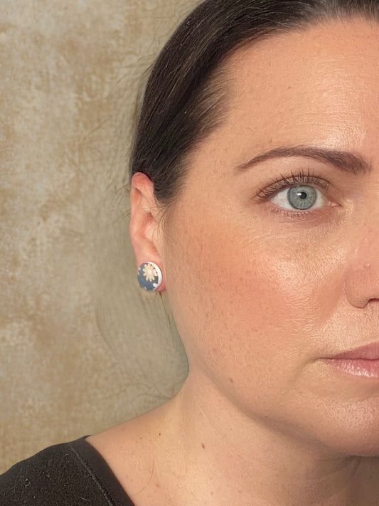NAVY FLORAL 15mm studs